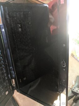 Asus K70l - 4