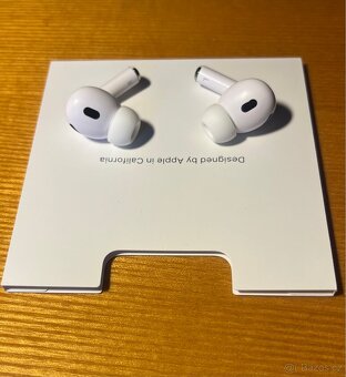 Apple AirPods Pro 2 (USB-C, 2023) – kompletní balení - 4