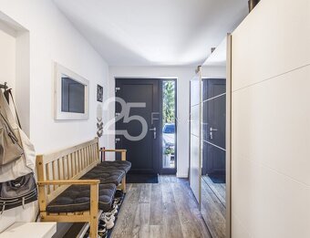 Rodinný dům 6+kk, Byšice, okres Mělník - 4
