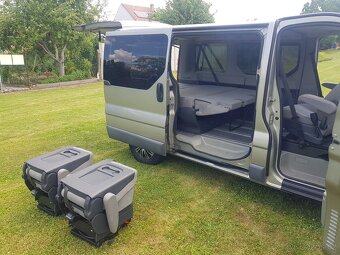Renault Trafic Generation 2.0/84 kw spaní - 4