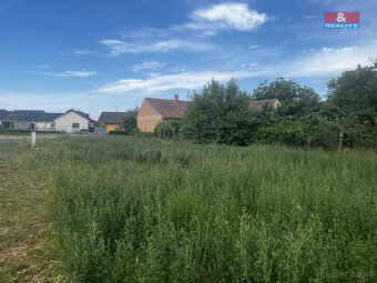 Prodej pozemku k bydlení v Vlasaticích - 4