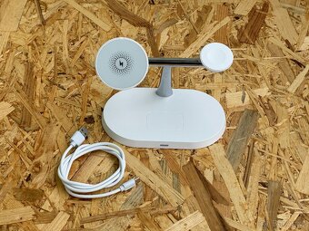 3in1 nabíjecí stanice ( Apple Watch / iPhone / AirPody ) - 4