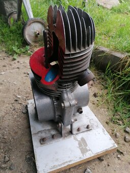 Jawa ČZ kývačka 125 a 175 školní pomůcka - 4