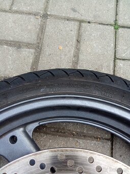 Komplet přední zadní kolo Suzuki GS 500 - 4