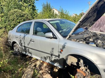 Škoda octavia 1 1.9tdi 66kw předface díly z vozu - 4
