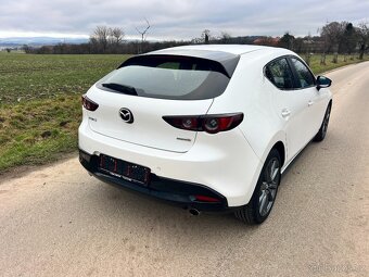 ► MAZDA 3 2.0i 90KW SPORTS G122 BOSE-LED-ACC-KAMERA - 4