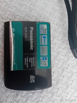 kamera Panasonic SDR-S10 - 4