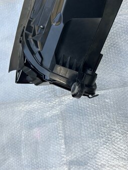 Přední světla na Mercedes W167 GLE - 4