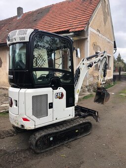Caterpillar CAT 301.8 - 4