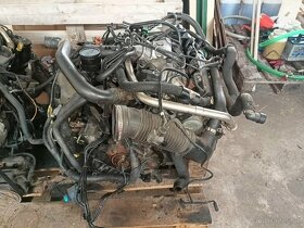 Motor C8 , P 807,Phedra, Ulysse , motor výměnou 4 HW, 4 HM - 4