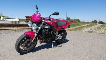 Triumph Speed Triple 955i - 4