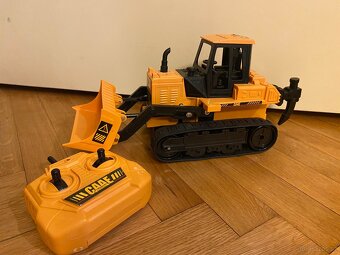 Jeřáb Giant Crane 100cm - 2 kusy + bagr - 4