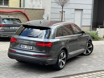 Audi Q7 S-line 3.0tdi 200kwt výbava individuální - 4