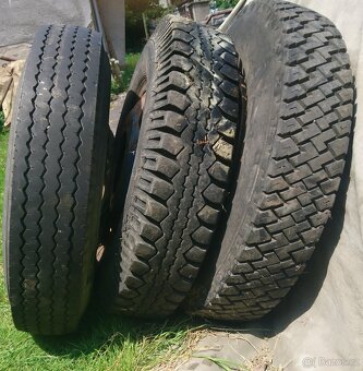 Prodám pneu na NA IFA W50 - 4