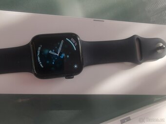 Apple Watch SE 2 (2gn.) smart hodinky - 4
