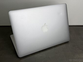 MacBook Air 13'' 2015 / i5 / 8GB / 128GB SSD - DPH - 4