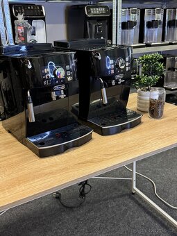 Kávovar Delonghi MAGNIFICA S ECAM21.116.B - 4