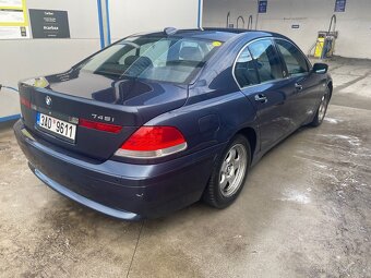 e65 745i V8 - 4