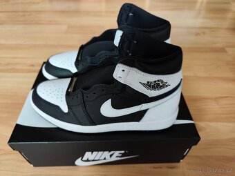 Nike Air Jordan 1 Retro High OG Black/White - 4