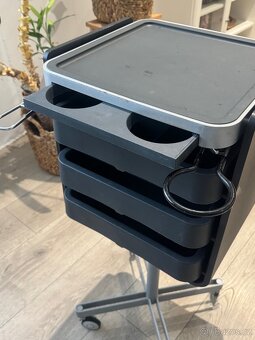 Kadeřnický vozík Wella Boy - 4