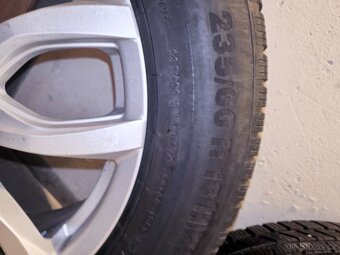 Prodám sadu zimních kol za cenu disků - 4