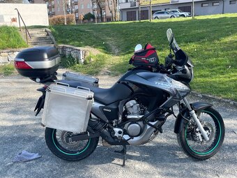 Honda transalp xl 700 - 4
