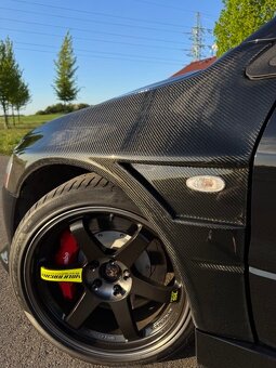 Lancer Evolution IX - 4