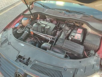 VW PASSAT B6 2.0TDI - DÍLY Z VOZU - 4