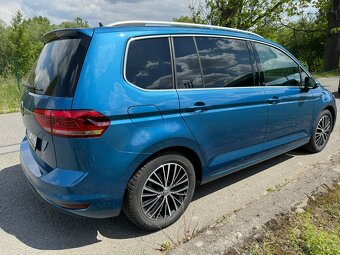 VW Touran Highline 2.0TDi manuál 110kw m.ř.2021 - 4