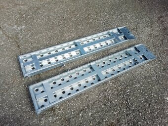 Ocelové nájezdy na auto 2 - 3 metry, až 4000 kg, zesílené - 4