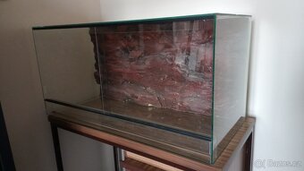 terárium 100×44×49 cm - 4