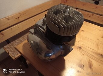 Motor Jawa 250/592 - 4