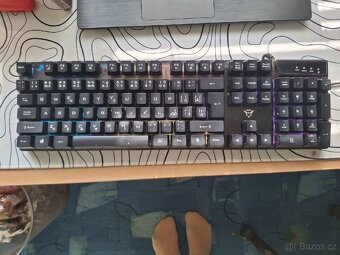 RGB CxT klávesnice - 4