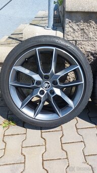 Alu kola Škoda Octavia rs R18" Gemini - 4
