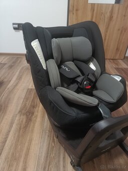 Protisměrná otočná autosedačka Nuna Norr 180° - 4