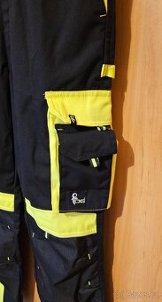 Pracovní kalhoty s laclem zn. CXS nové, velikost M-L - 4