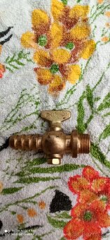 Mosazné ventily, uzavírací kohouty, spojky a šroubení - 4