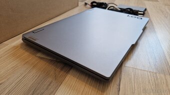 Lenovo LOQ 15IAX9 i5 - 12450HX - 4