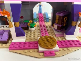 Lego Friends/Disney 41055 Popelcin zamek - 4