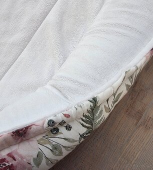 Set pro miminko ByLuci – hnízdečko, rychlozavinovačka, deka - 4