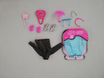 Prodám panenky a doplňky. - 4