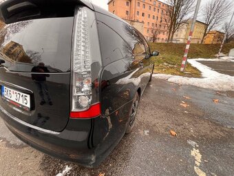 Mitsubishi Grandis - 4