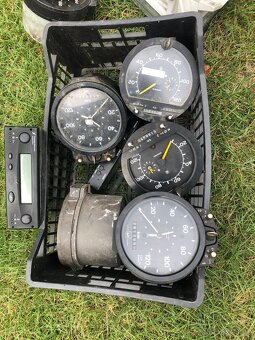 Tatra 148 pristrojovka tachografy - 4