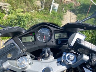 Honda VFR 800 VTEC 2004 - 4