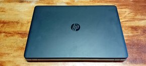HP 470 G2 17,3" HD/i5-5200U 4x2,2GHZ/16GB RAM/120GB SSD/W10 - 4