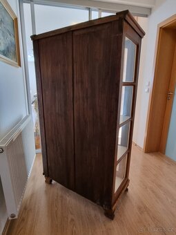 Prodám masivní rustikální skříň / vitrínu / skleník - 4