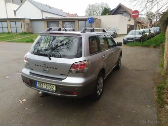 Outlander 2,0i 4x4 - 4