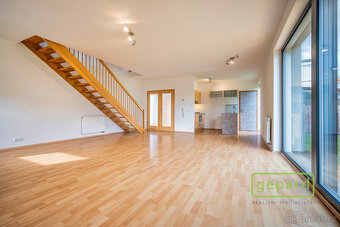 Prodej rodinného domu 123 m2, 4+kk s garáží, pozemek 575 m2, - 4