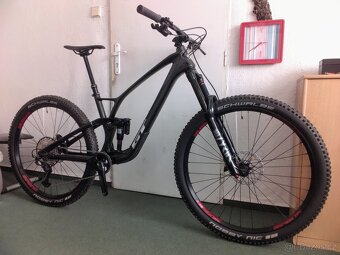 GT Sensor Carbon 2024 - 4