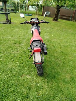 Honda xl 600 r - 4